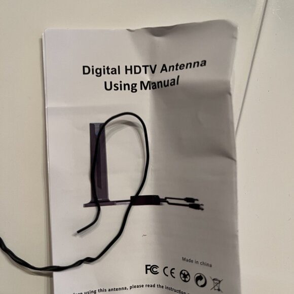 HDTV Antenna 25dBi Indoor Digital TV Signal Booster (NEW) - Picture 11 of 15